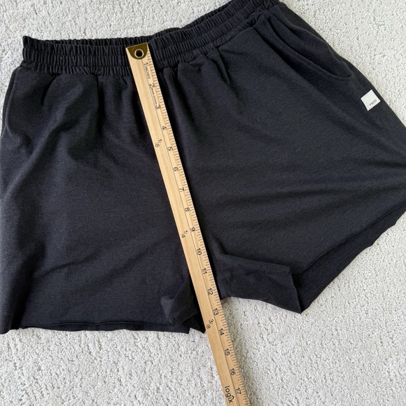 Vuori Women's Boyfriend DreamKnit Shorts VW3007 Black Size Small $64 - Picture 9 of 12